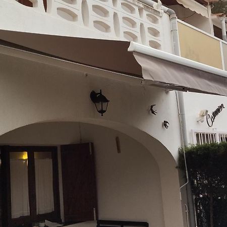 فيلا Casa Katy L' Escala المظهر الخارجي الصورة