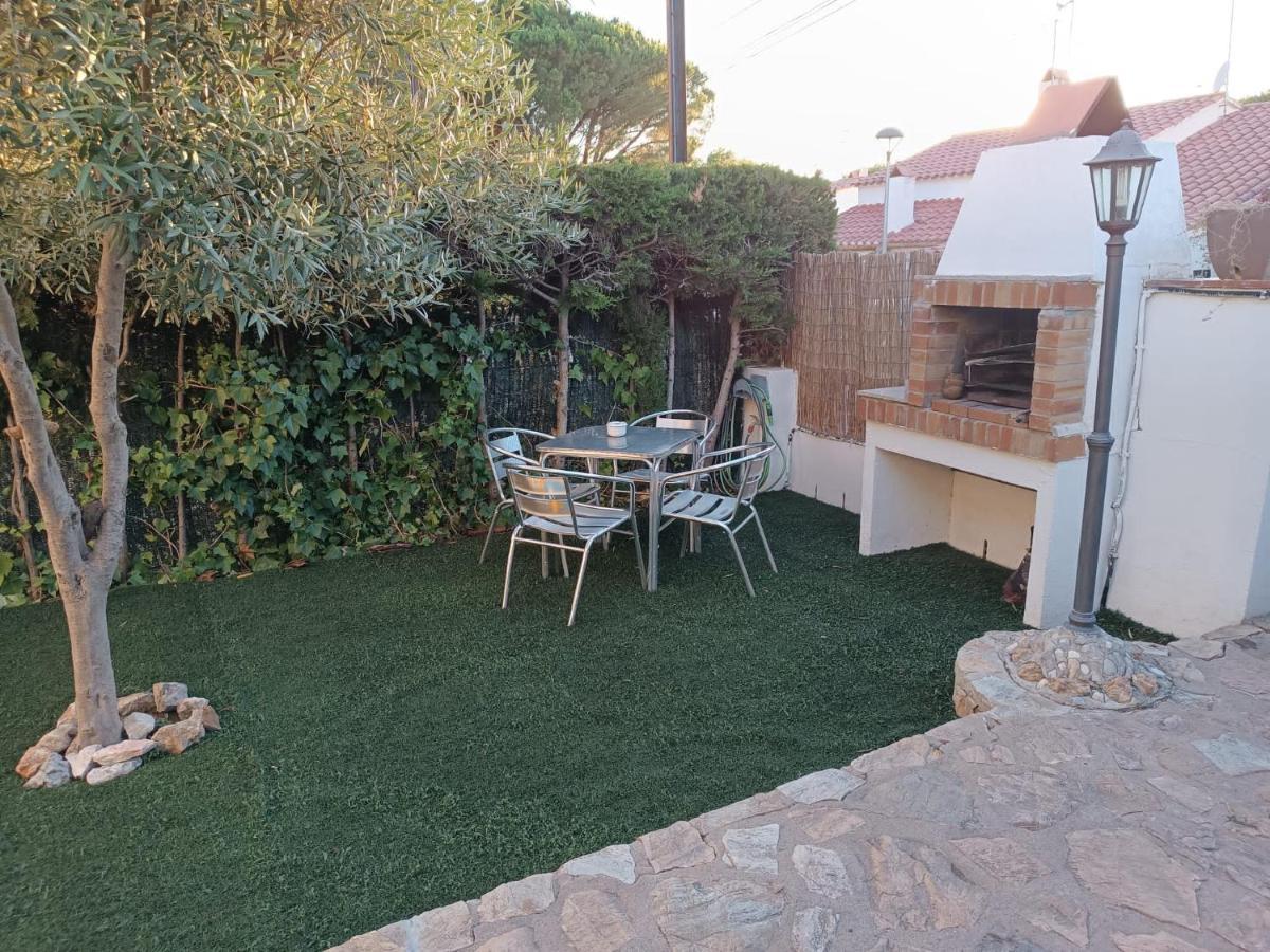 فيلا Casa Katy L' Escala المظهر الخارجي الصورة